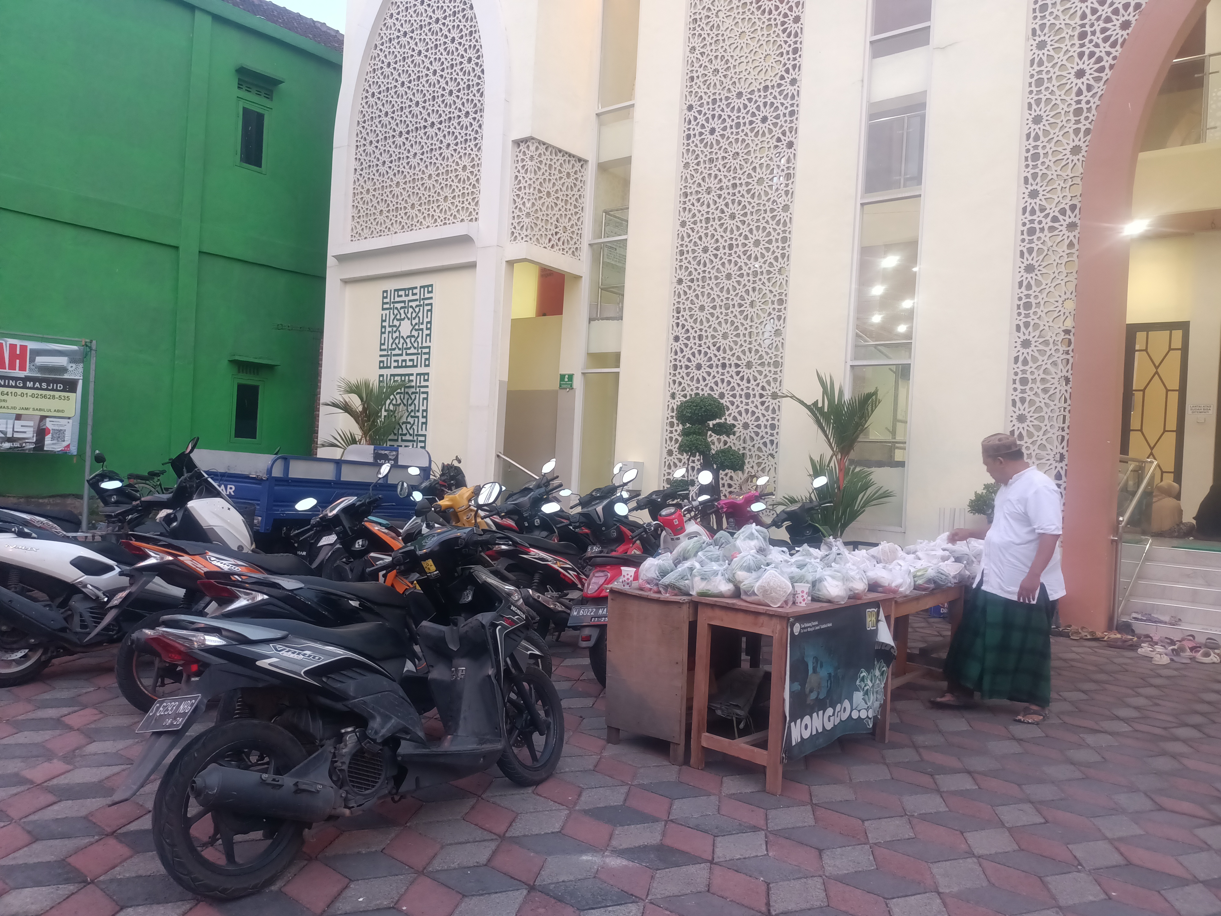 Jumat Berkah